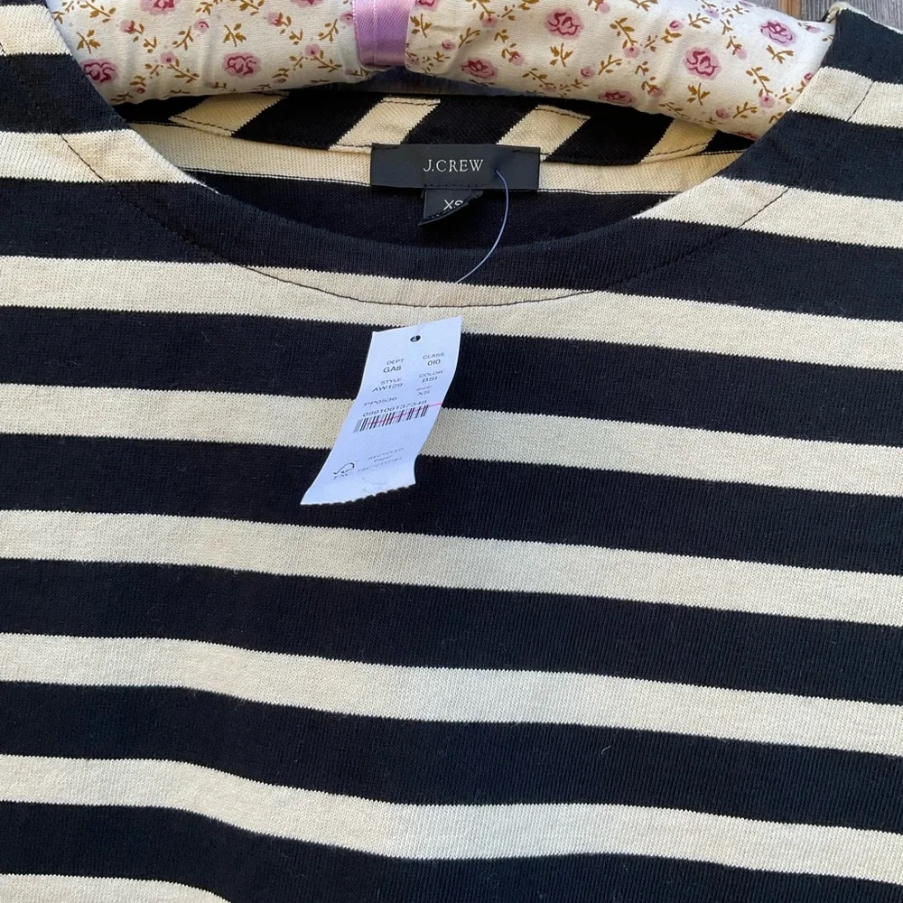 J. Crew Top - Picture 4 of 7
